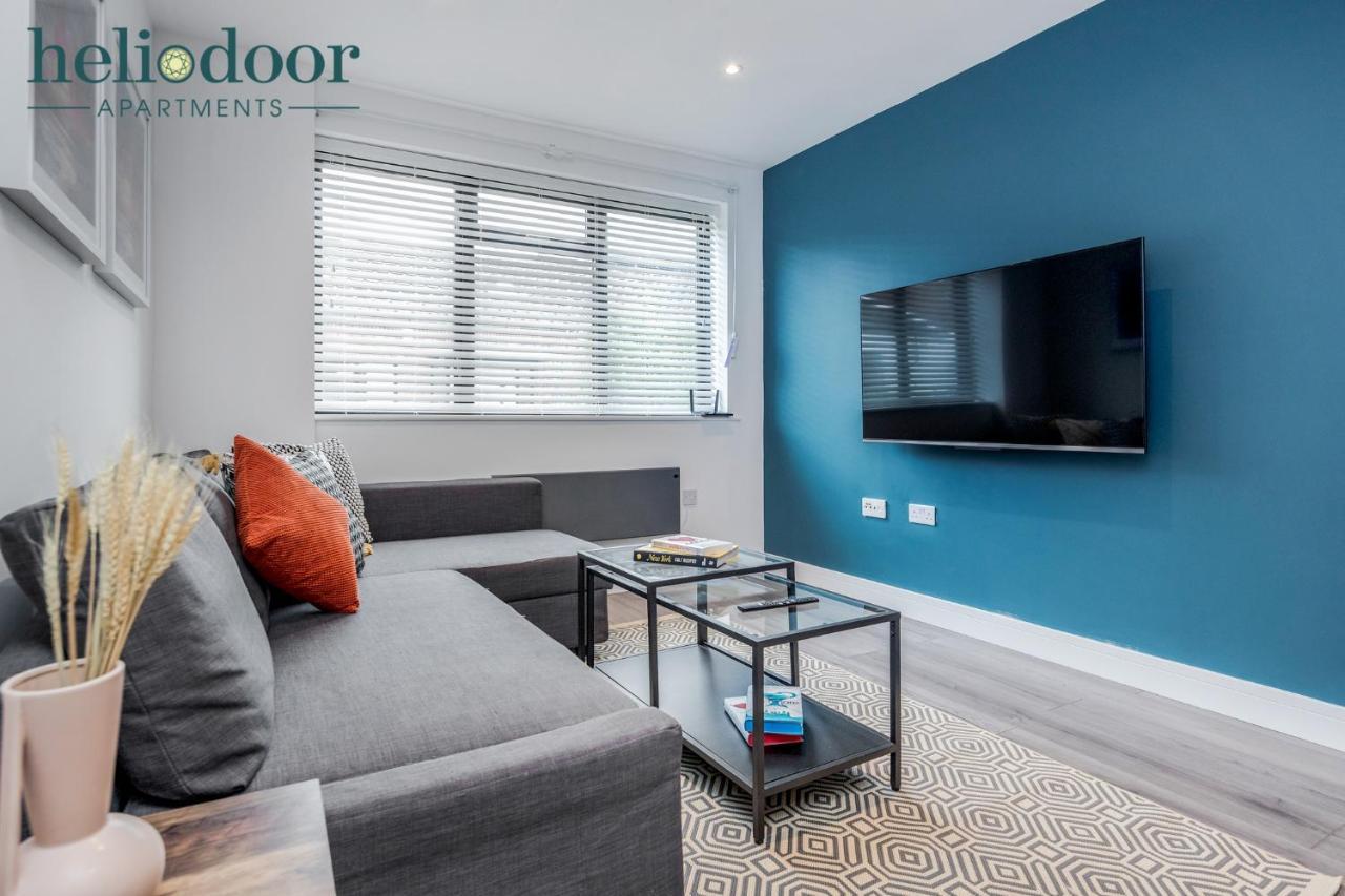Milton Keynes Apartments, Sleeps Up To 5, Free Parking, Free Wifi & Movies, 7 Mins Drive To Milton Keynes Central Station For Direct Trains To London & The North Extérieur photo