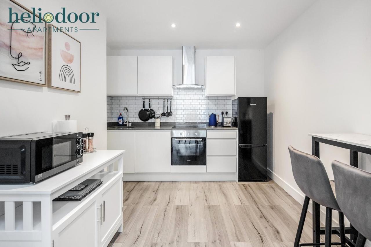 Milton Keynes Apartments, Sleeps Up To 5, Free Parking, Free Wifi & Movies, 7 Mins Drive To Milton Keynes Central Station For Direct Trains To London & The North Extérieur photo