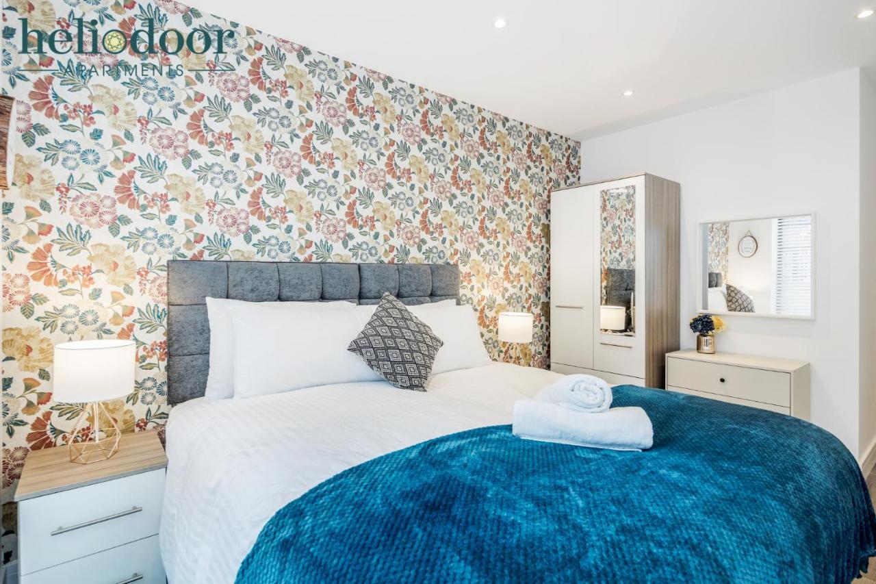 Milton Keynes Apartments, Sleeps Up To 5, Free Parking, Free Wifi & Movies, 7 Mins Drive To Milton Keynes Central Station For Direct Trains To London & The North Extérieur photo