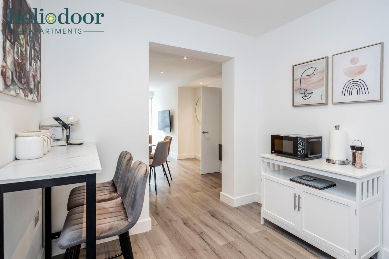 Milton Keynes Apartments, Sleeps Up To 5, Free Parking, Free Wifi & Movies, 7 Mins Drive To Milton Keynes Central Station For Direct Trains To London & The North Extérieur photo