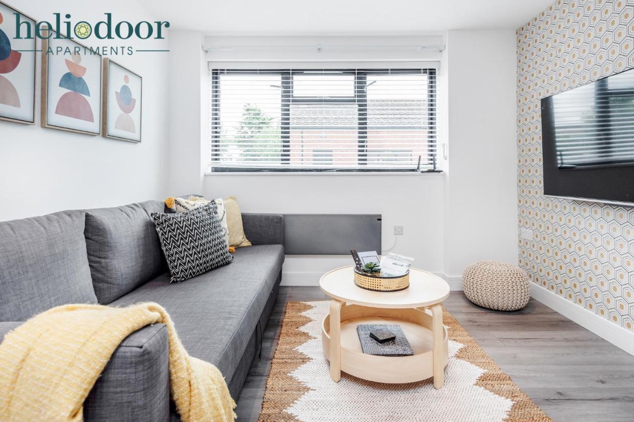 Milton Keynes Apartments, Sleeps Up To 5, Free Parking, Free Wifi & Movies, 7 Mins Drive To Milton Keynes Central Station For Direct Trains To London & The North Extérieur photo