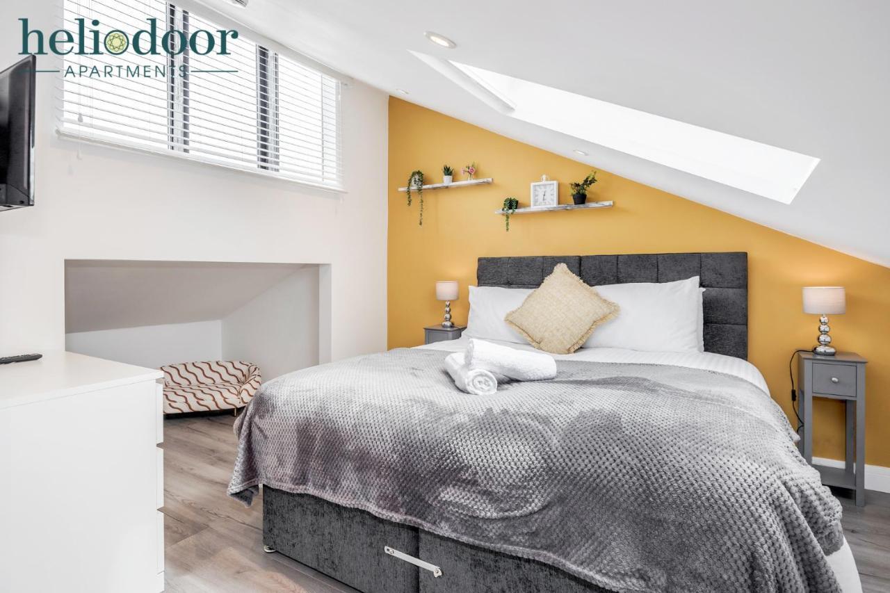 Milton Keynes Apartments, Sleeps Up To 5, Free Parking, Free Wifi & Movies, 7 Mins Drive To Milton Keynes Central Station For Direct Trains To London & The North Extérieur photo
