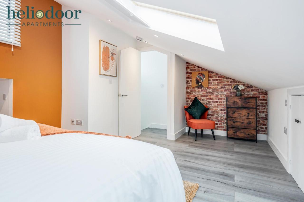 Milton Keynes Apartments, Sleeps Up To 5, Free Parking, Free Wifi & Movies, 7 Mins Drive To Milton Keynes Central Station For Direct Trains To London & The North Extérieur photo