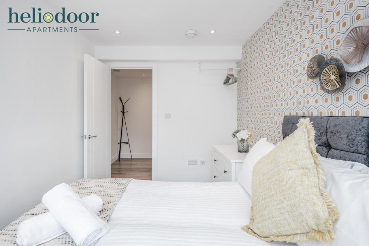 Milton Keynes Apartments, Sleeps Up To 5, Free Parking, Free Wifi & Movies, 7 Mins Drive To Milton Keynes Central Station For Direct Trains To London & The North Extérieur photo